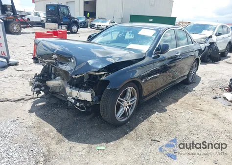 2017 Mercedes-Benz E 300 из США, поврежденный, VIN WDDZF4JB7HA116921